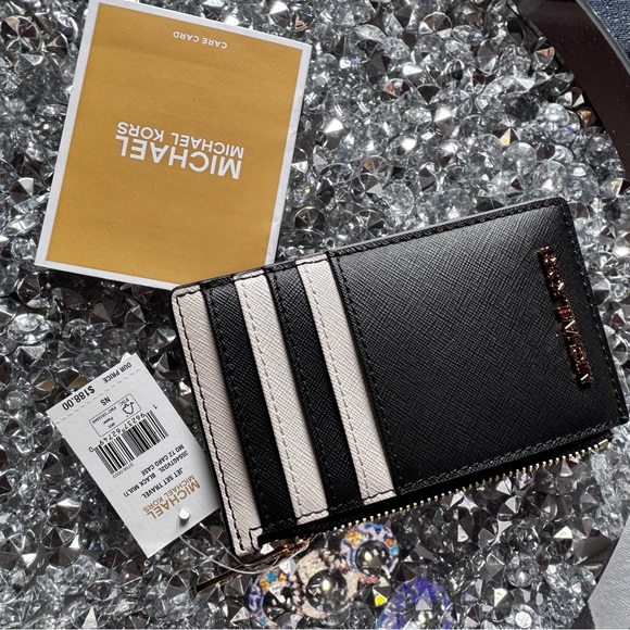 Michael Kors Black and Cream Card Holder - Picture 5 of 11
